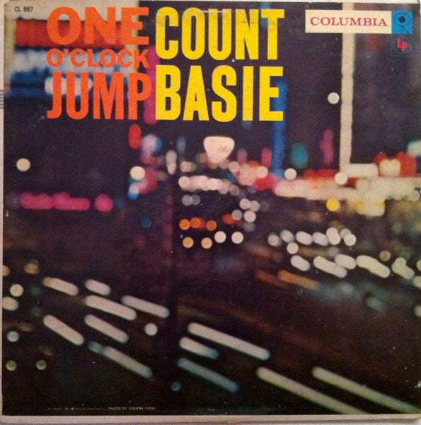 One O'Clock Jump - COUNT BASIE AND HIS ORCHESTRA